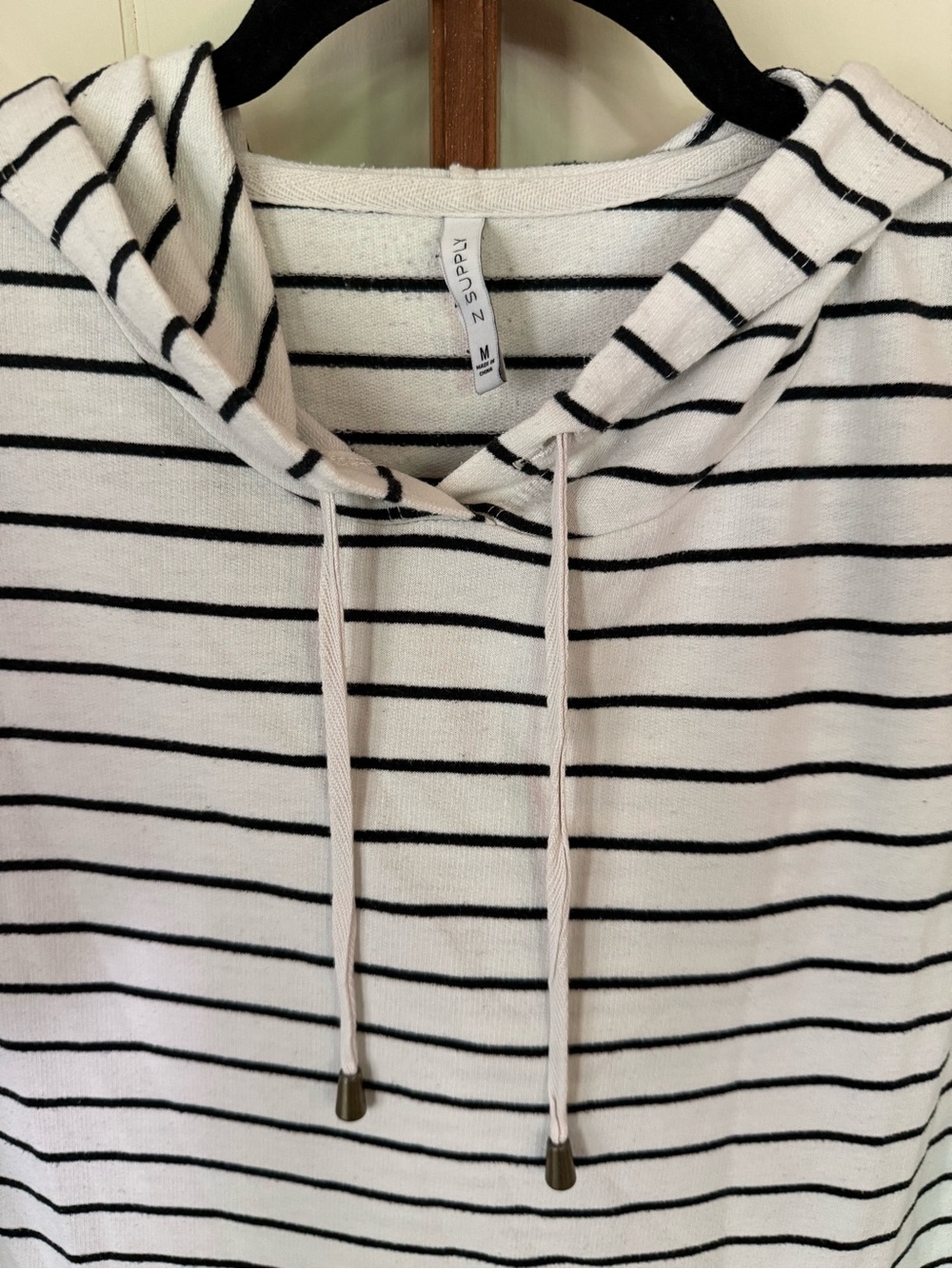 Z Supply Dakota Ivory Striped Pull-Over Hoodie Cozy Hooded Sweater Top - Medium - Picture 8 of 11